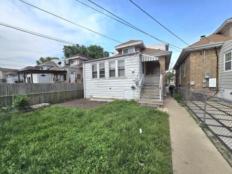 2823 North 76th Court Elmwood Park IL 60707