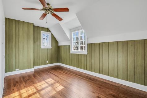 526 West Jackson Street Woodstock IL 60098