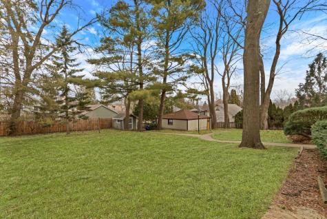 526 West Jackson Street Woodstock IL 60098