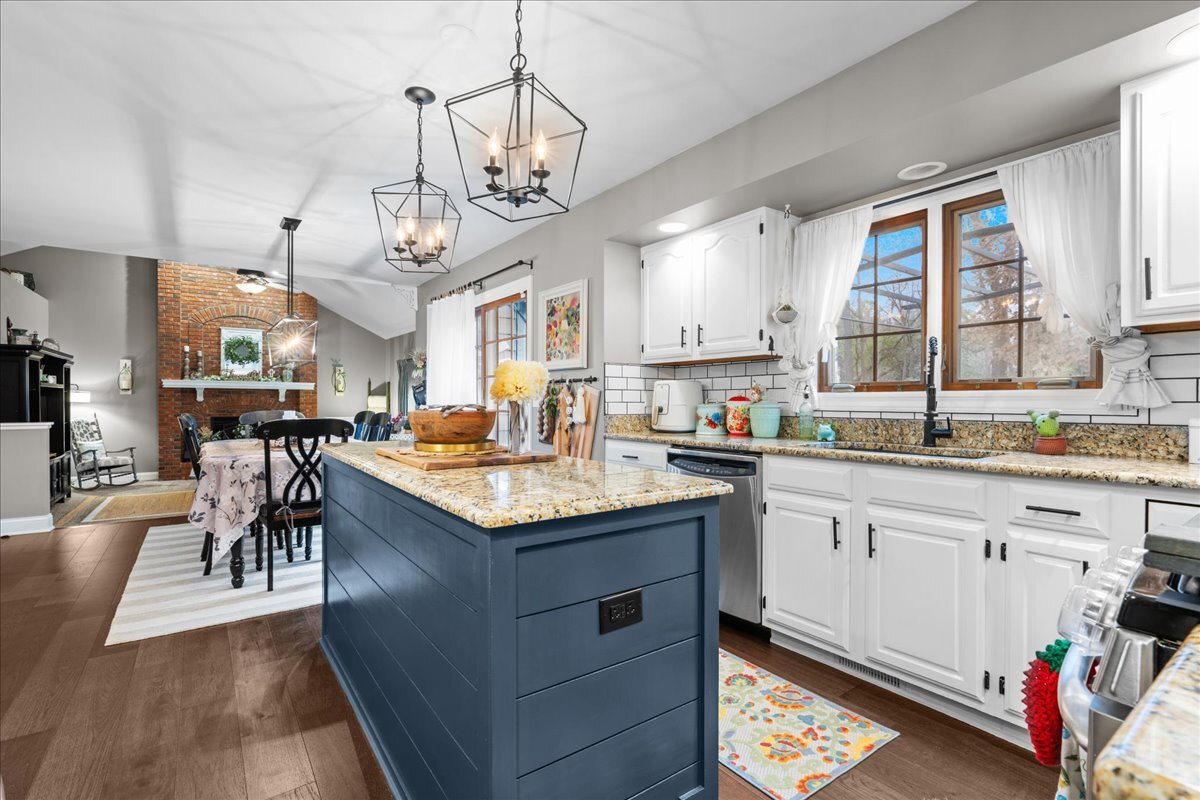 675 Blackberry Ridge Drive Aurora IL 60506