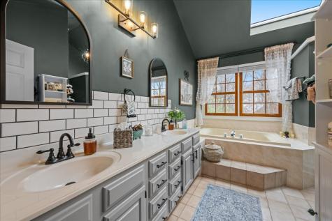 675 Blackberry Ridge Drive Aurora IL 60506