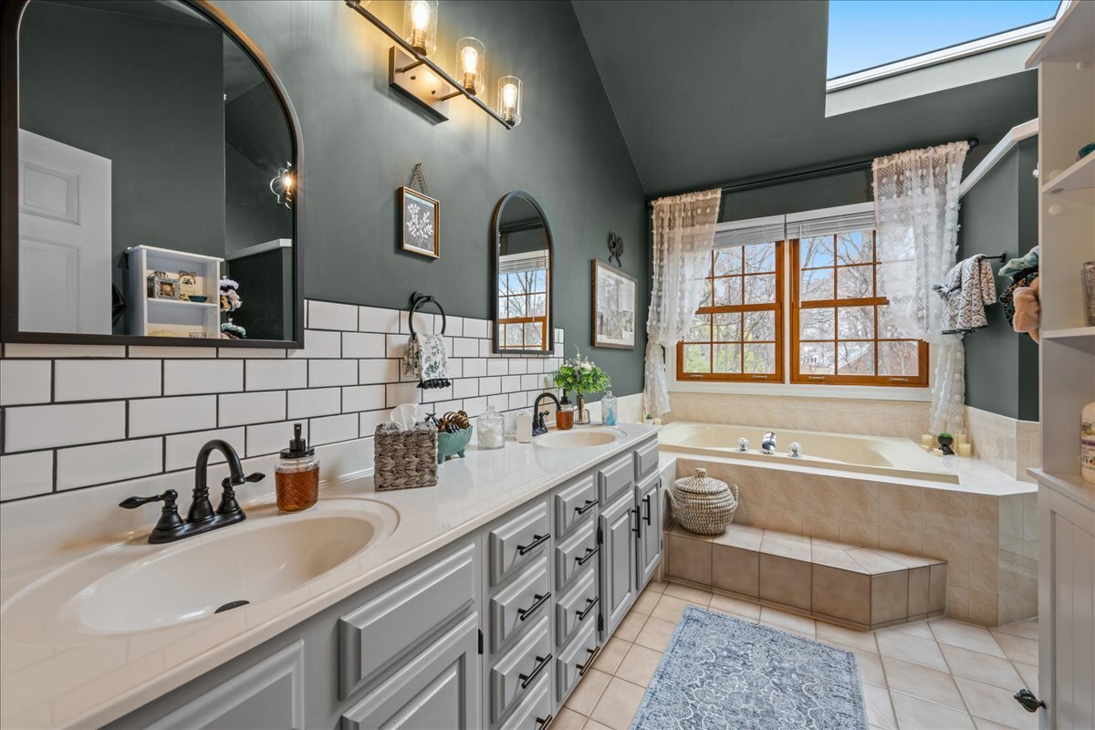 675 Blackberry Ridge Drive Aurora IL 60506