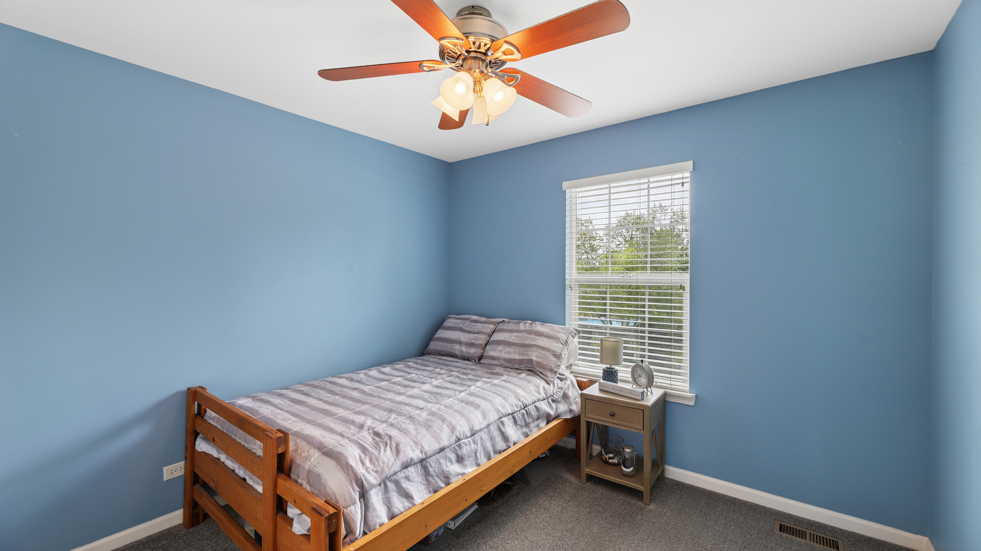 10667 Santa Fe Trail Huntley IL 60142
