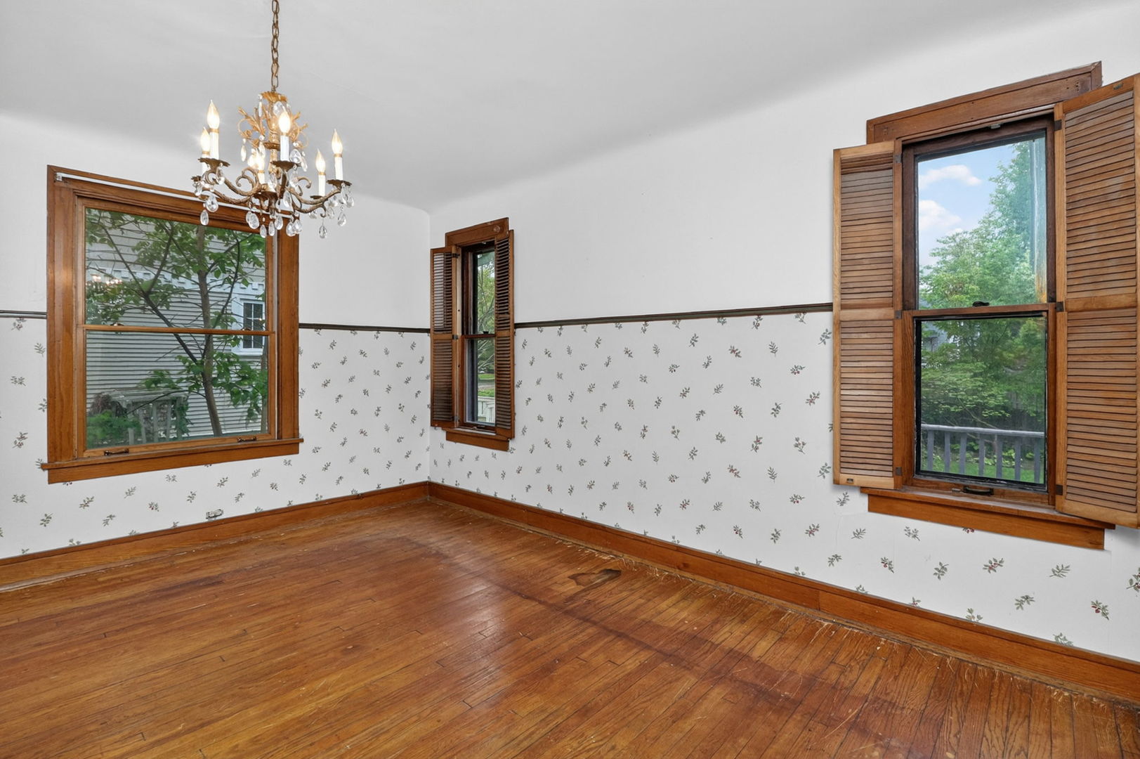 330 North Main Street Glen Ellyn IL 60137