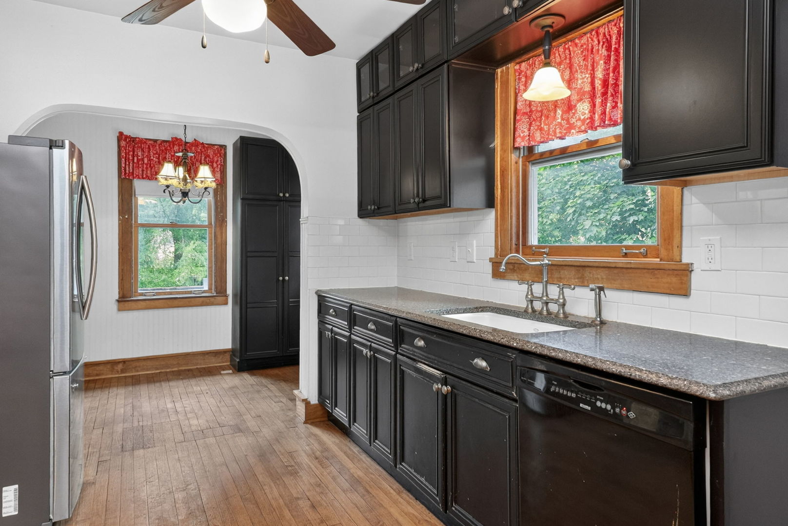 330 North Main Street Glen Ellyn IL 60137