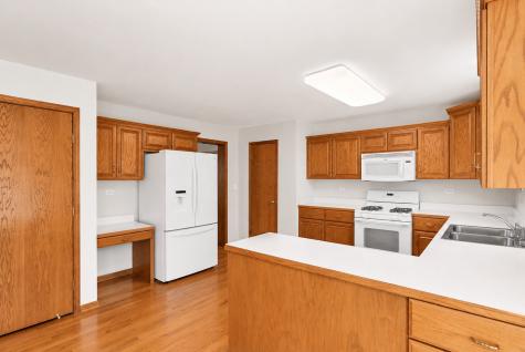 537 West Comstock Avenue Elmhurst IL 60126
