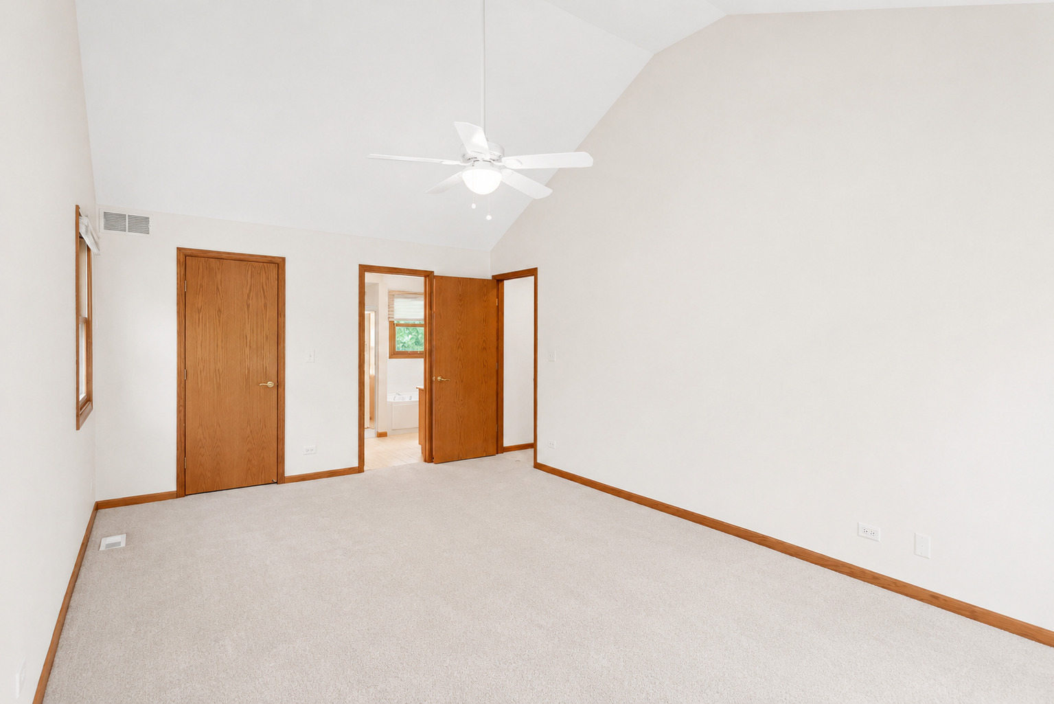 537 West Comstock Avenue Elmhurst IL 60126