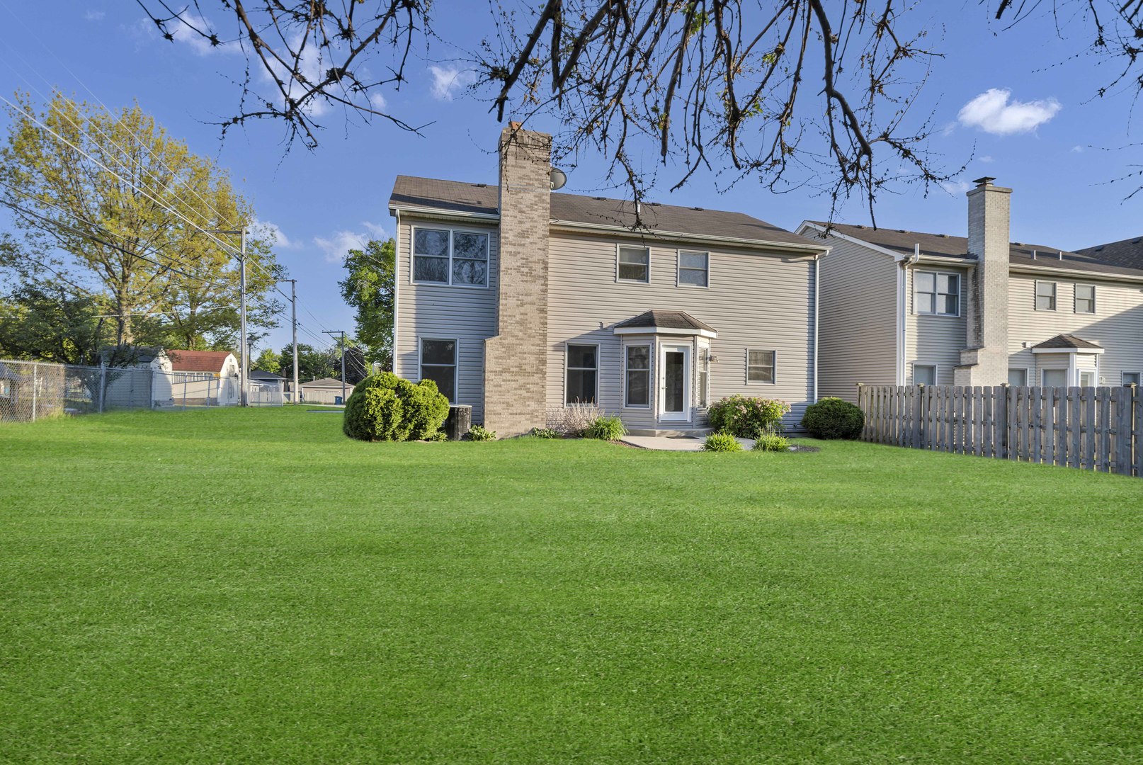 537 West Comstock Avenue Elmhurst IL 60126