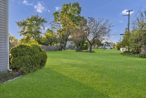 537 West Comstock Avenue Elmhurst IL 60126
