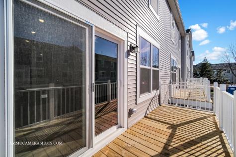 512 Wolverine Drive Aurora IL 60502