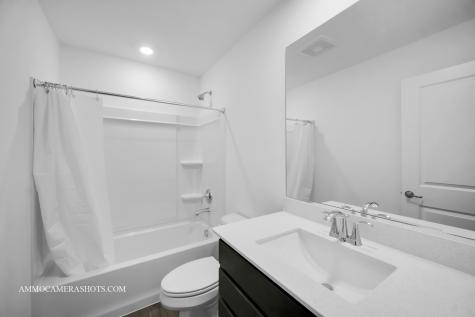 512 Wolverine Drive Aurora IL 60502