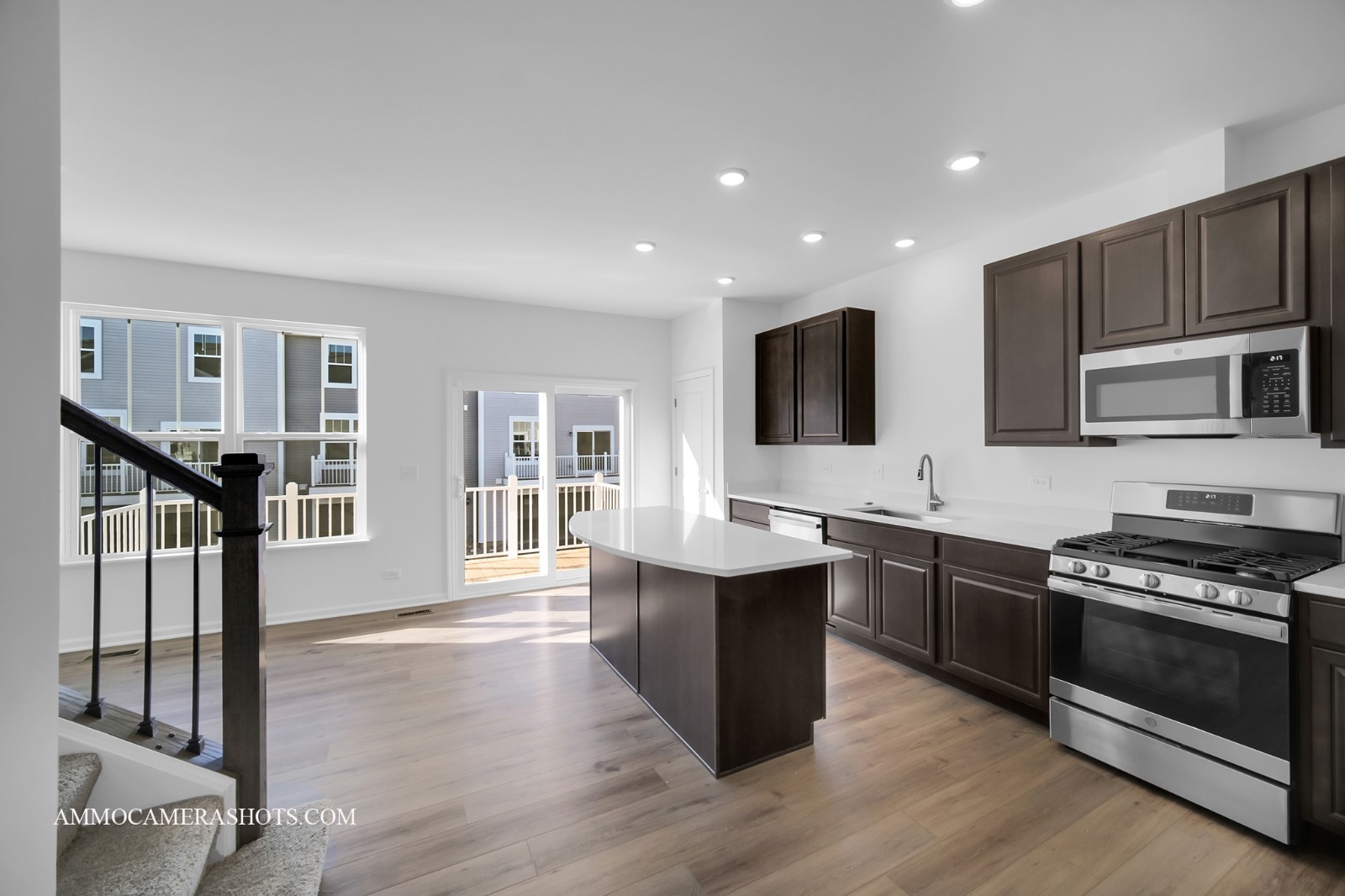 512 Wolverine Drive Aurora IL 60502