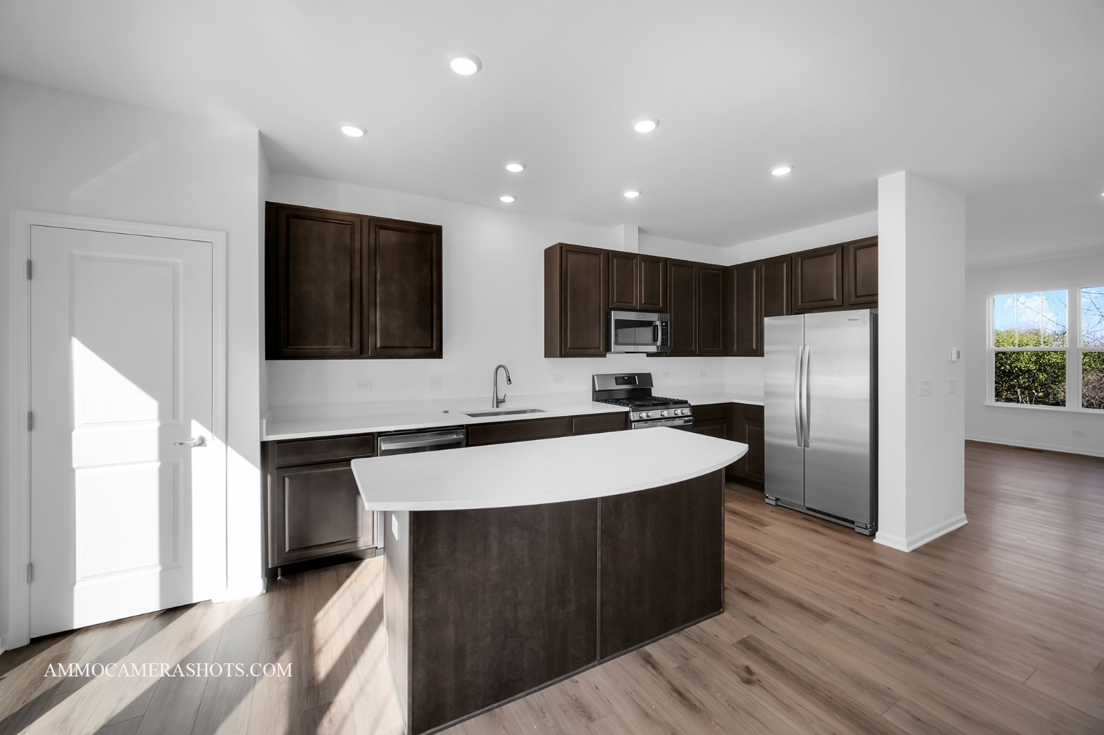 512 Wolverine Drive Aurora IL 60502