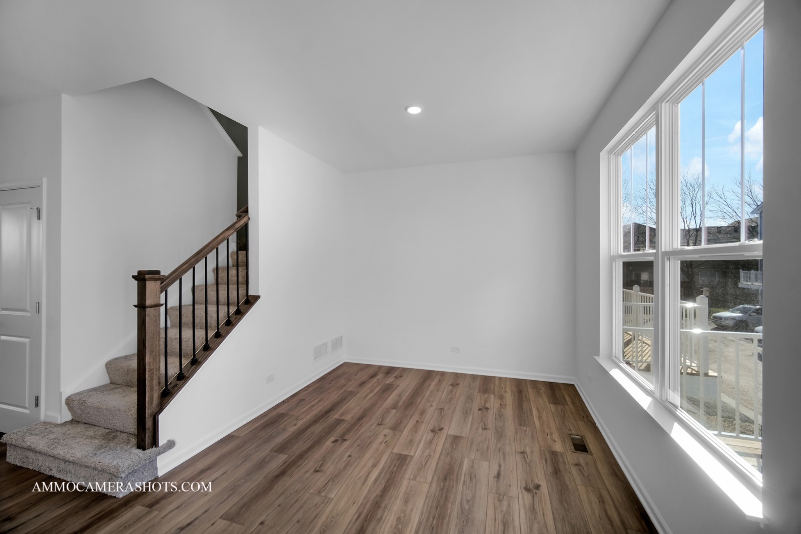512 Wolverine Drive Aurora IL 60502