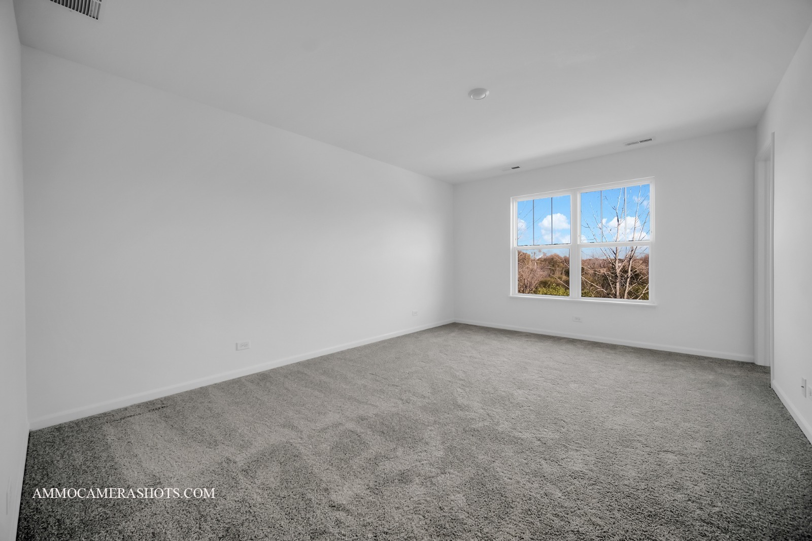 512 Wolverine Drive Aurora IL 60502