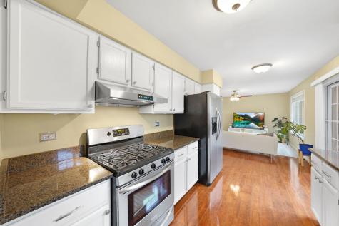 2723 Emma Circle Aurora IL 60504