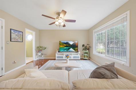 2723 Emma Circle Aurora IL 60504