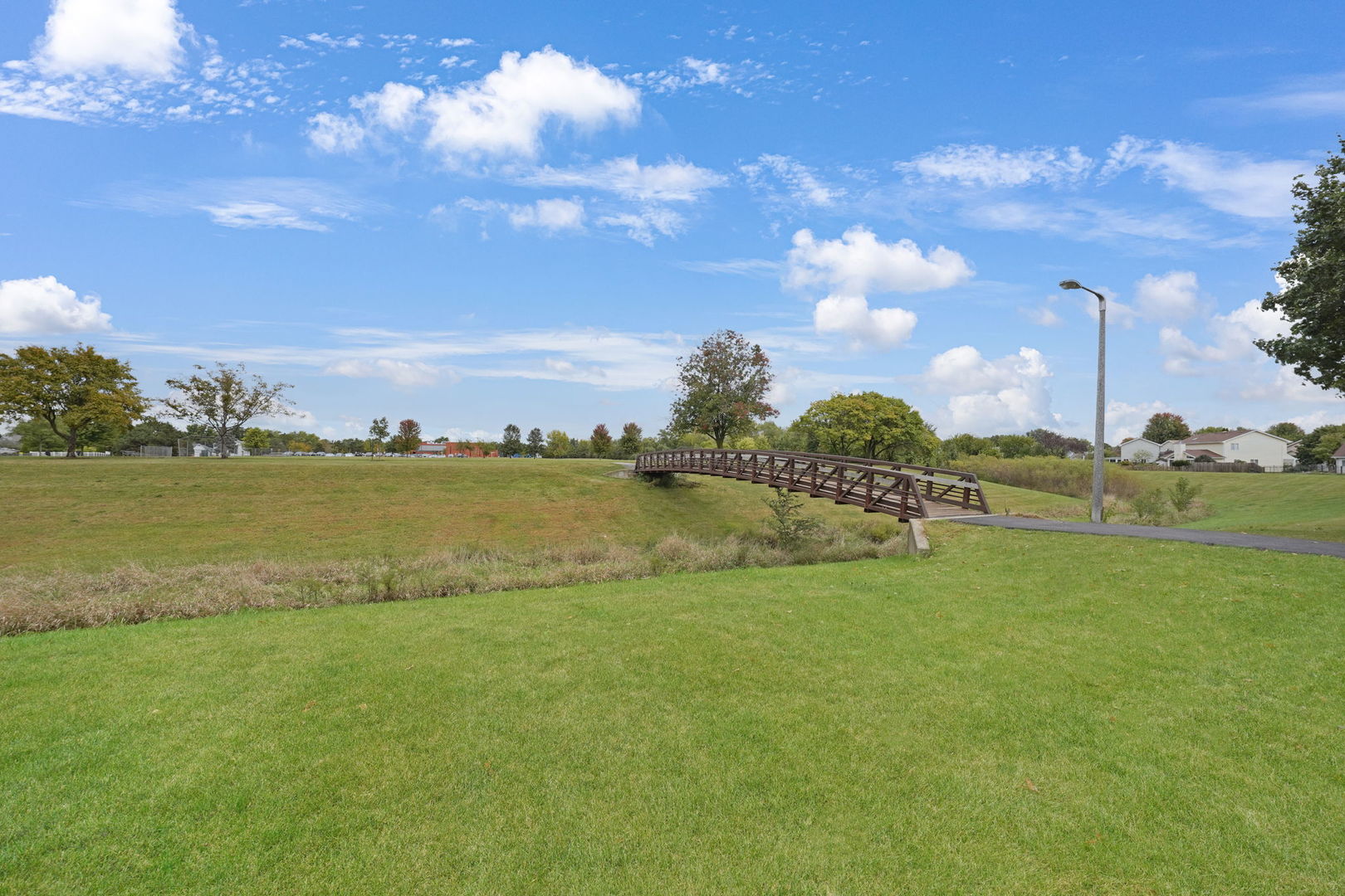 2723 Emma Circle Aurora IL 60504