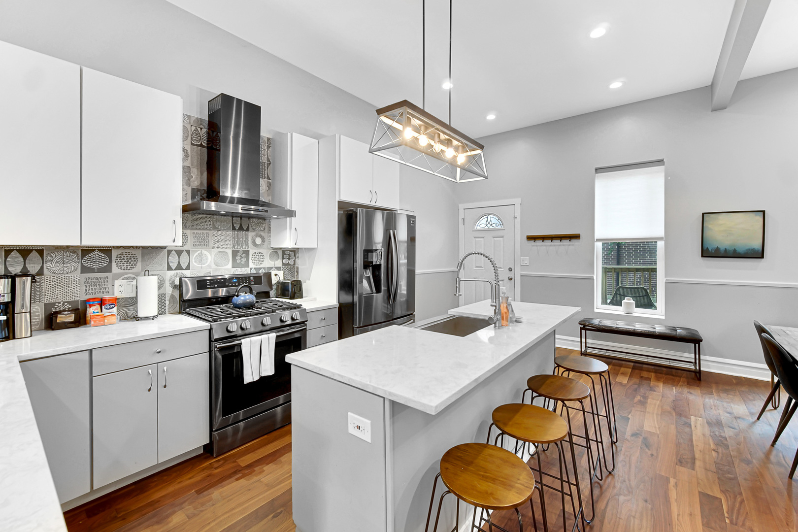 2123 West Adams Street Chicago IL 60612