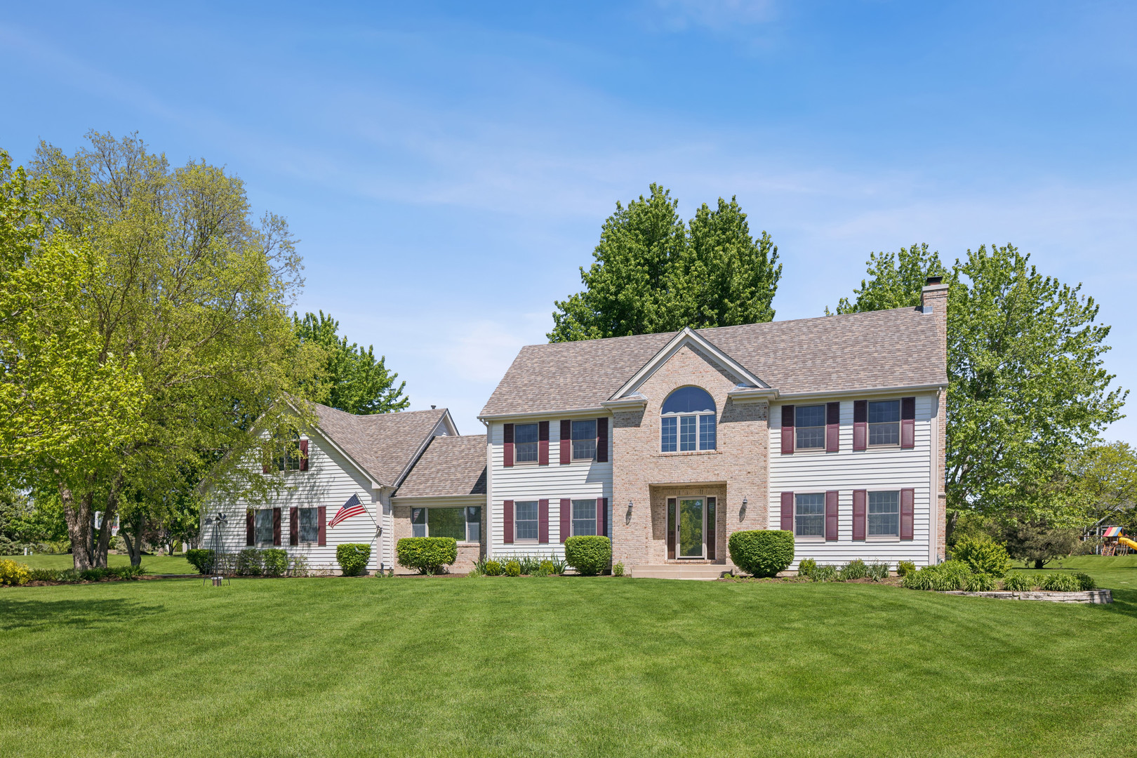 36W793 Red Gate Court St. Charles IL 60175