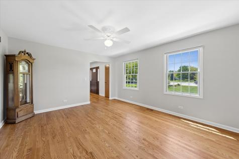 36W793 Red Gate Court St. Charles IL 60175
