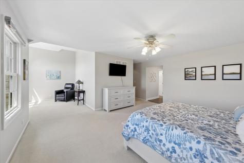 36W793 Red Gate Court St. Charles IL 60175