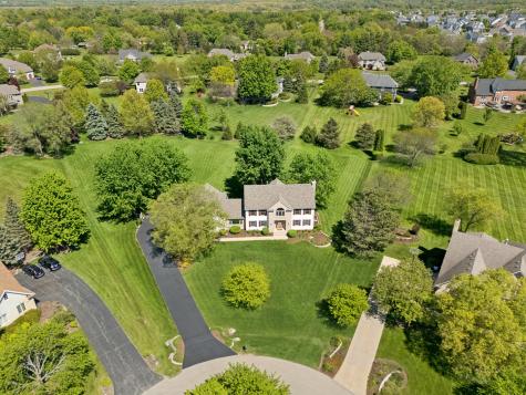 36W793 Red Gate Court St. Charles IL 60175