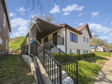 201 Diagonal Street Savanna IL 61074
