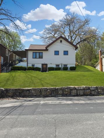 201 Diagonal Street Savanna IL 61074