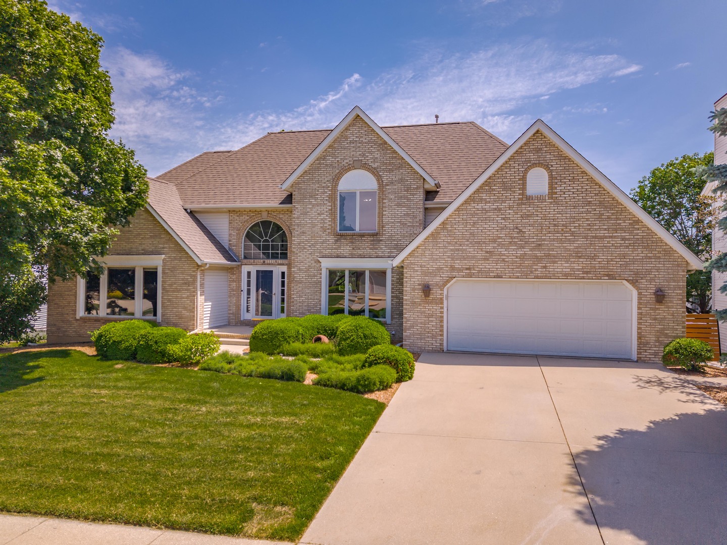 9 Red Stone Court Bloomington IL 61704