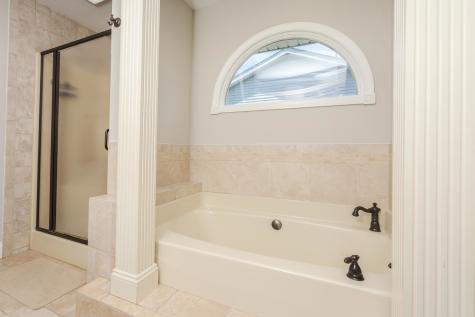 9 Red Stone Court Bloomington IL 61704