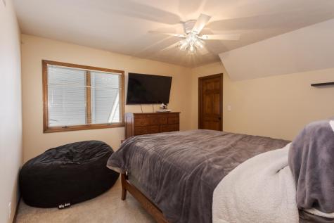 9 Red Stone Court Bloomington IL 61704
