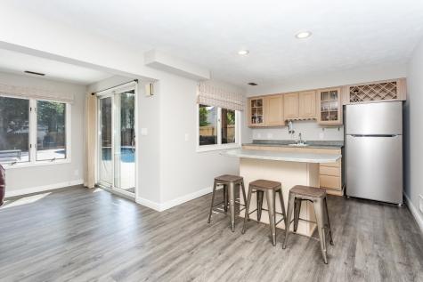 9 Red Stone Court Bloomington IL 61704