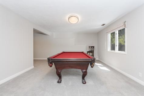 9 Red Stone Court Bloomington IL 61704