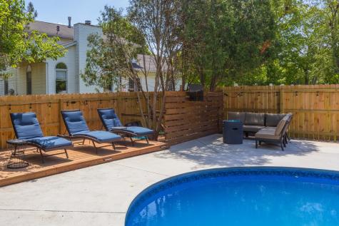 9 Red Stone Court Bloomington IL 61704