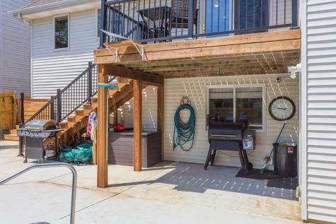 9 Red Stone Court Bloomington IL 61704