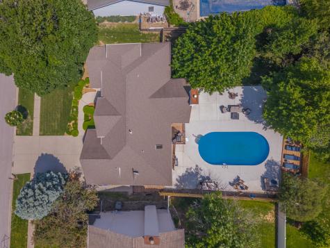 9 Red Stone Court Bloomington IL 61704