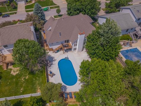 9 Red Stone Court Bloomington IL 61704