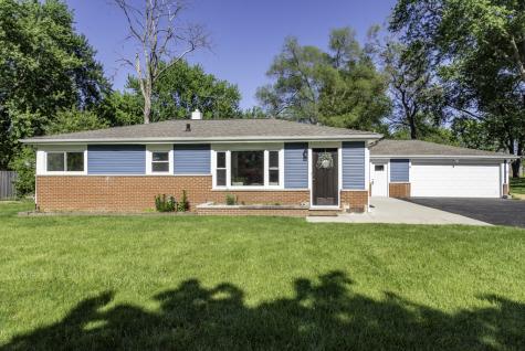 37155 North Shirley Drive Gurnee IL 60031