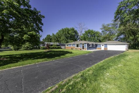 37155 North Shirley Drive Gurnee IL 60031