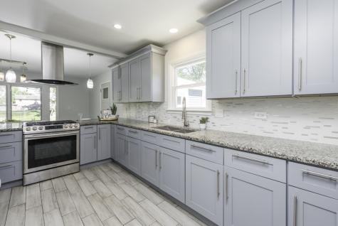 37155 North Shirley Drive Gurnee IL 60031