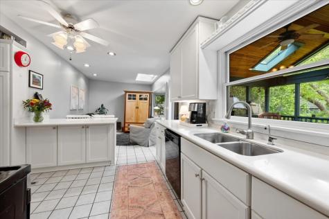 2509 Thayer Street Evanston IL 60201