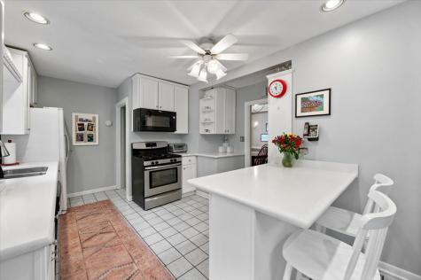 2509 Thayer Street Evanston IL 60201