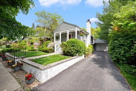 2509 Thayer Street Evanston IL 60201