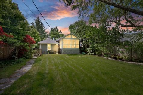 2509 Thayer Street Evanston IL 60201