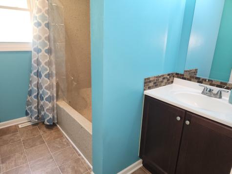 305 North Avenue Antioch IL 60002