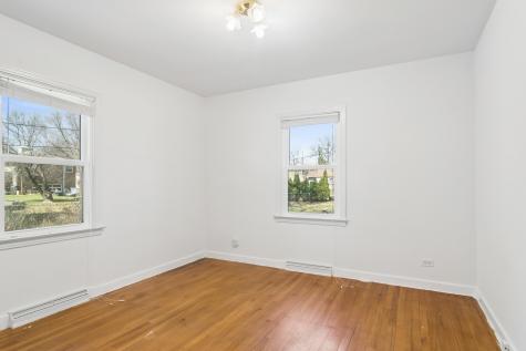 142 South Fremont Street Palatine IL 60067