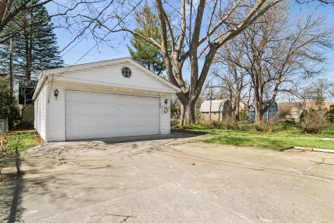 142 South Fremont Street Palatine IL 60067