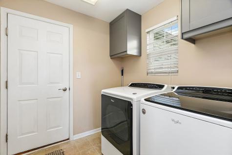 4077 Stratford Lane Carpentersville IL 60110