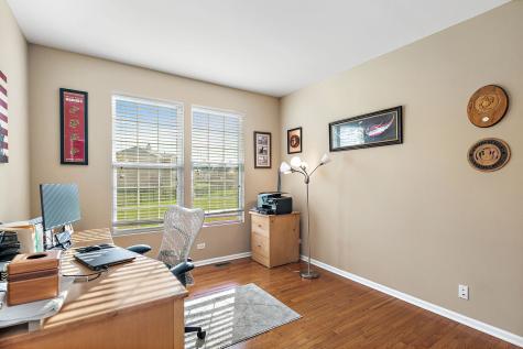 4077 Stratford Lane Carpentersville IL 60110